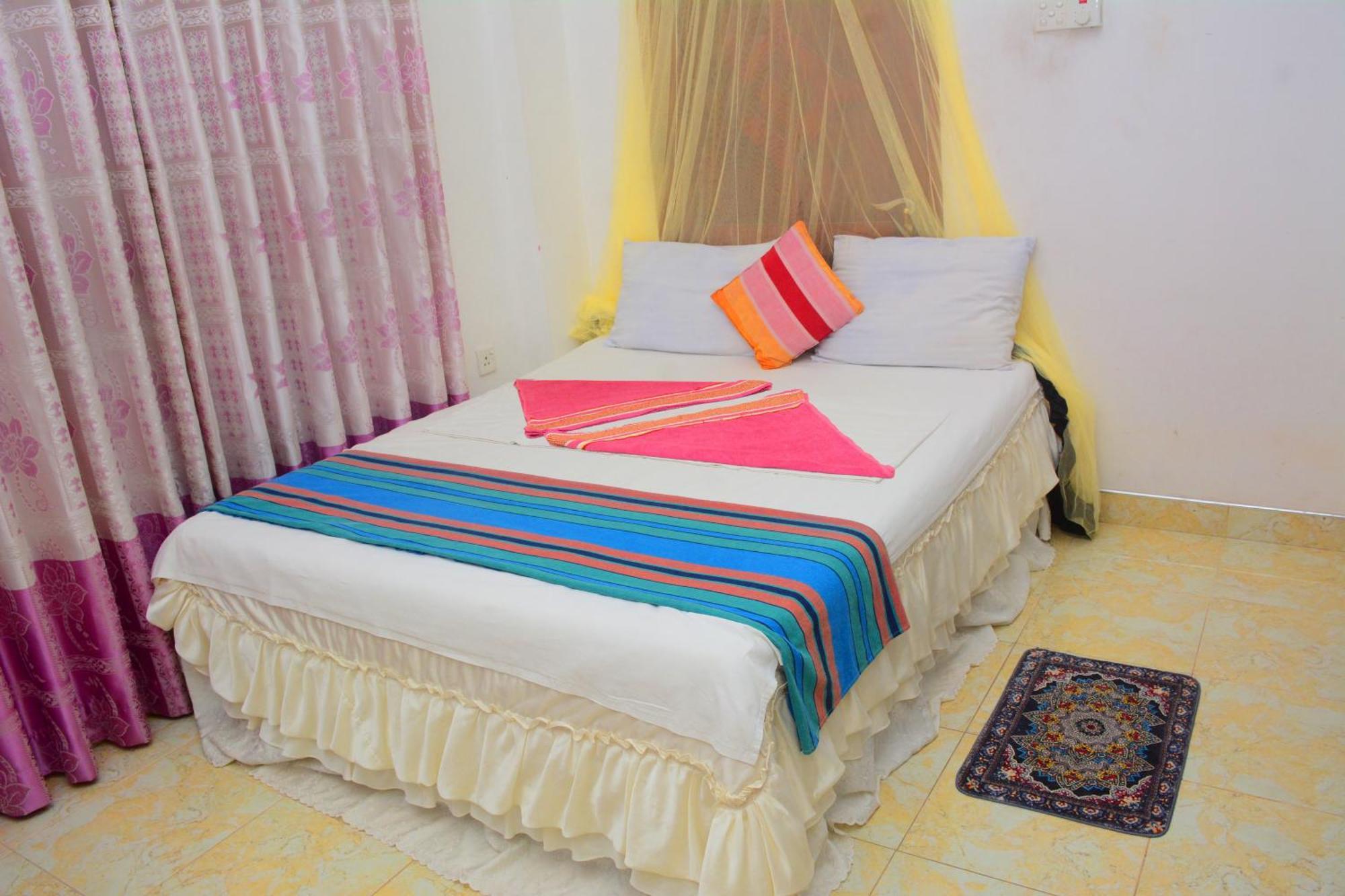 Tissa Rainbow Guest & Yala Hotel Tissamaharama Exterior photo